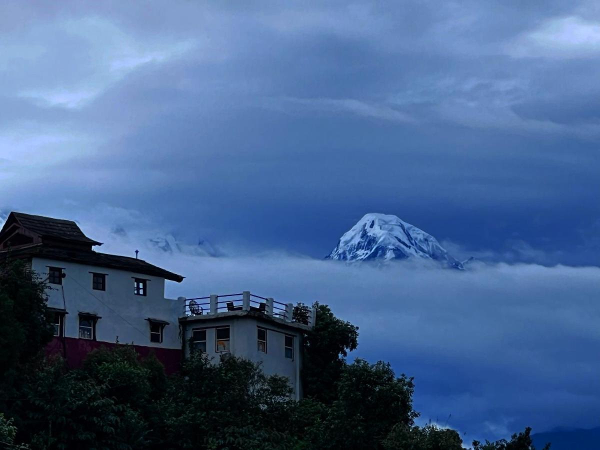 Es Deurali Resort Pokhara Dış mekan fotoğraf