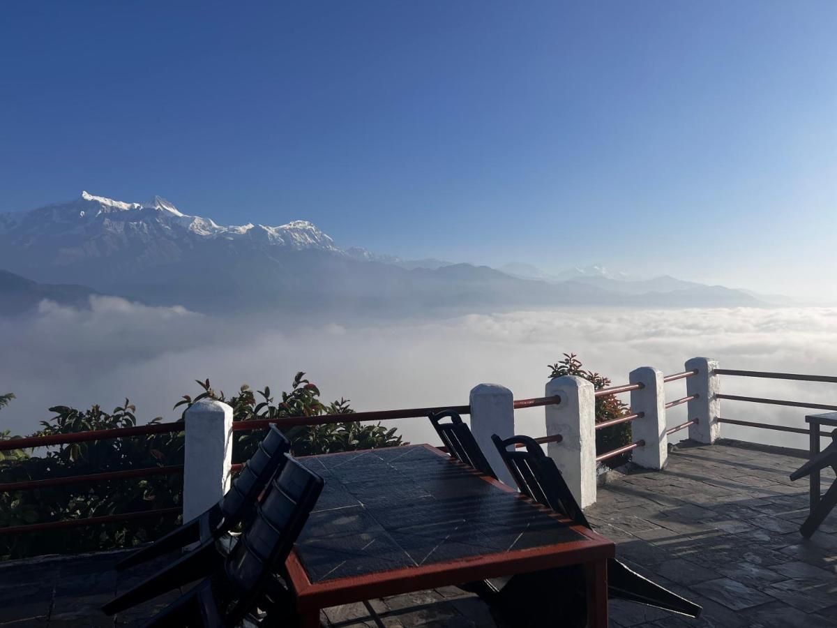 Es Deurali Resort Pokhara Dış mekan fotoğraf