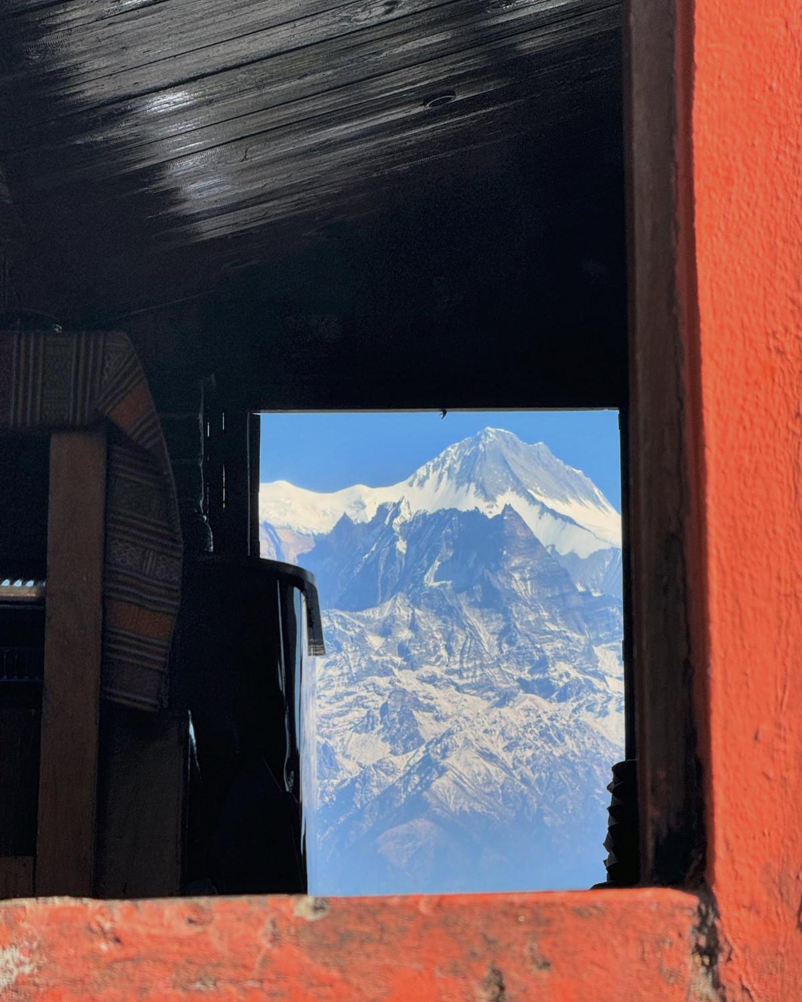 Es Deurali Resort Pokhara Dış mekan fotoğraf