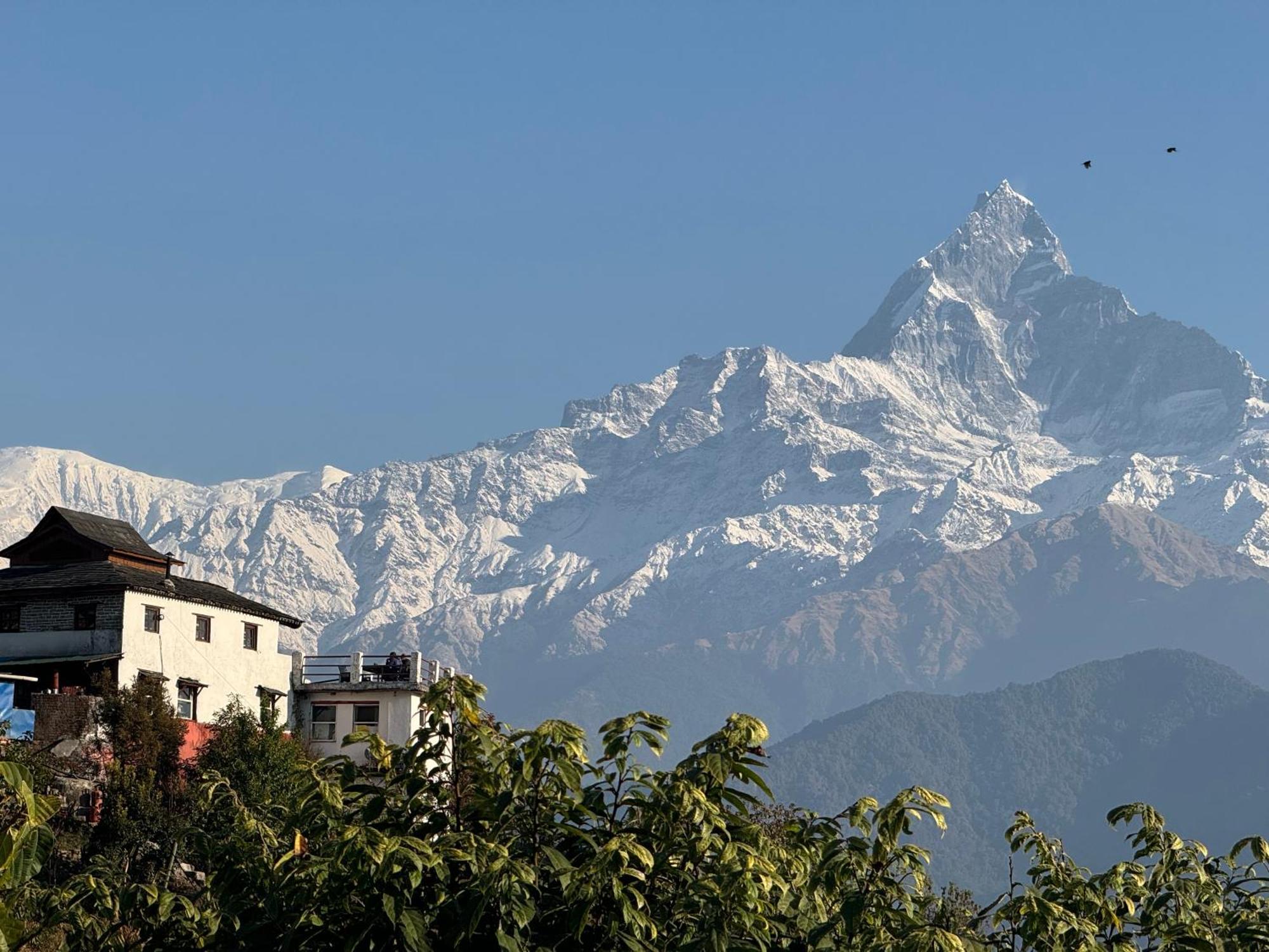 Es Deurali Resort Pokhara Dış mekan fotoğraf
